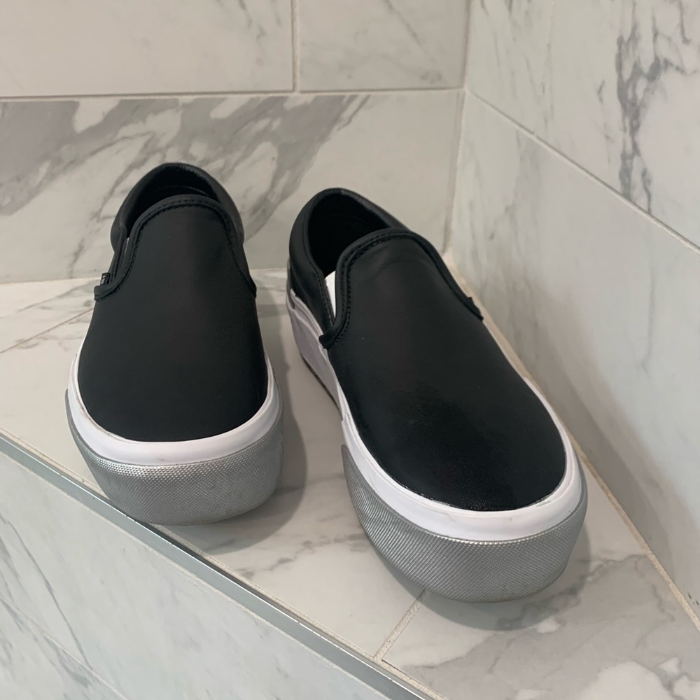 Vans Classic Slip on Stacked Leather Platform